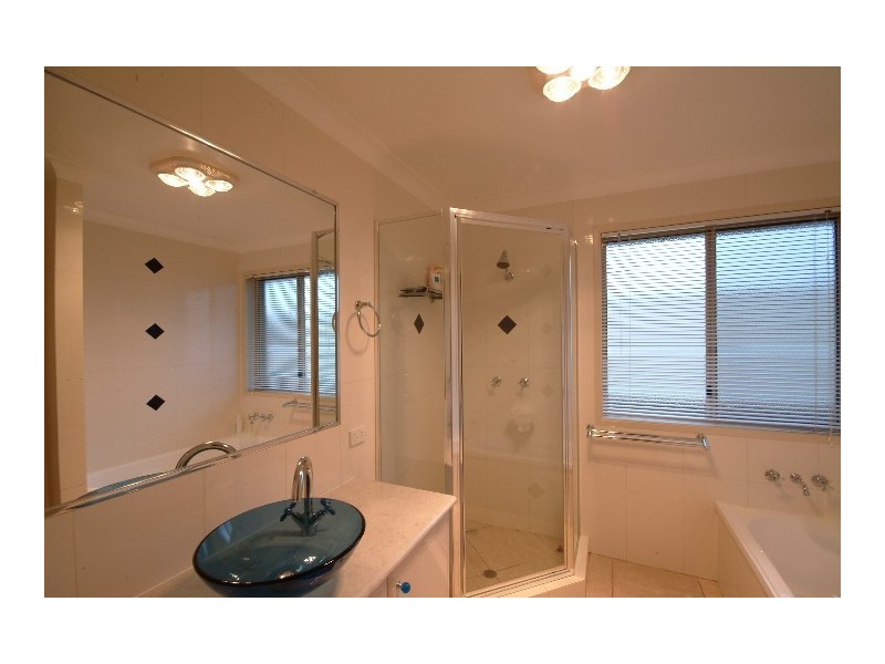 35 Calypso Street, Middle Ridge QLD 4350