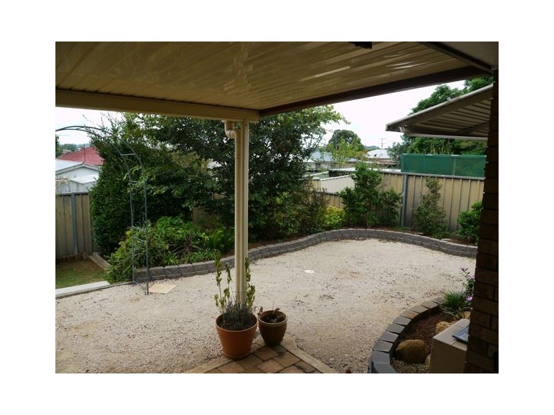 9/301 Bridge Street, Newtown QLD 4350