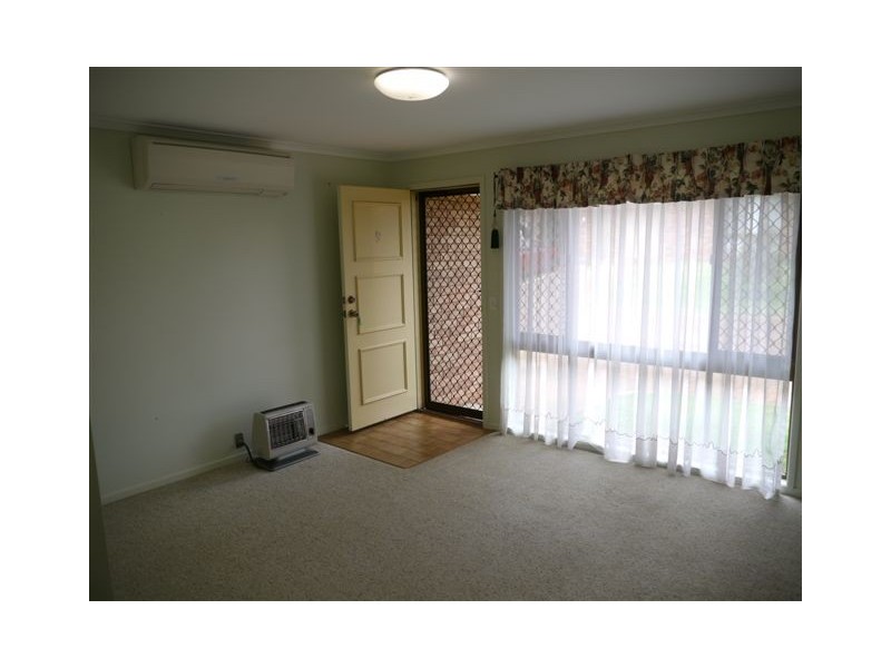 9/301 Bridge Street, Newtown QLD 4350