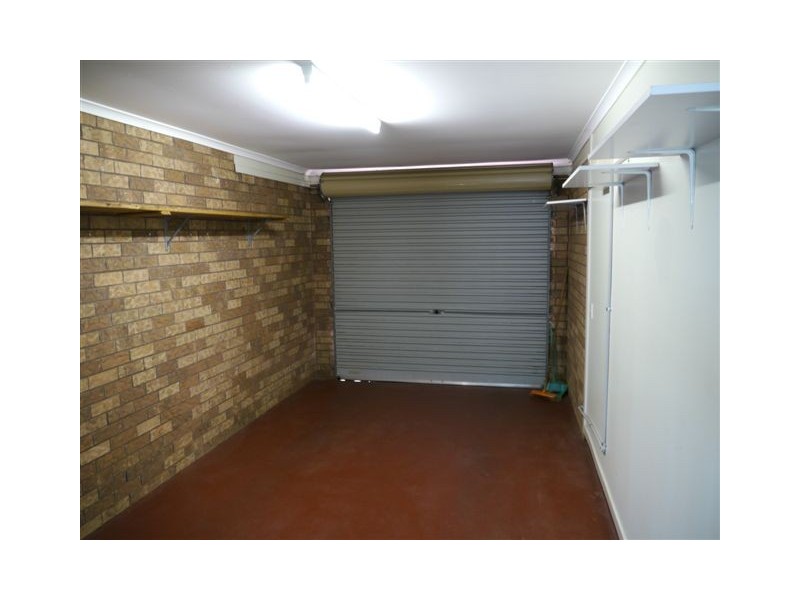 9/301 Bridge Street, Newtown QLD 4350