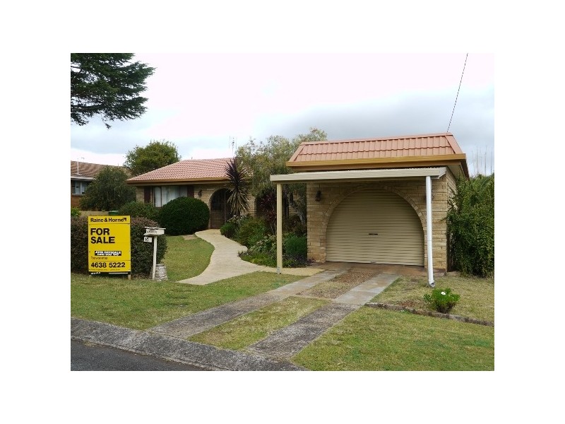 10 Mina Street, Rangeville QLD 4350