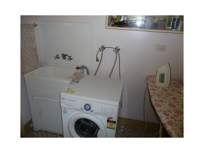 10 Mina Street, Rangeville QLD 4350