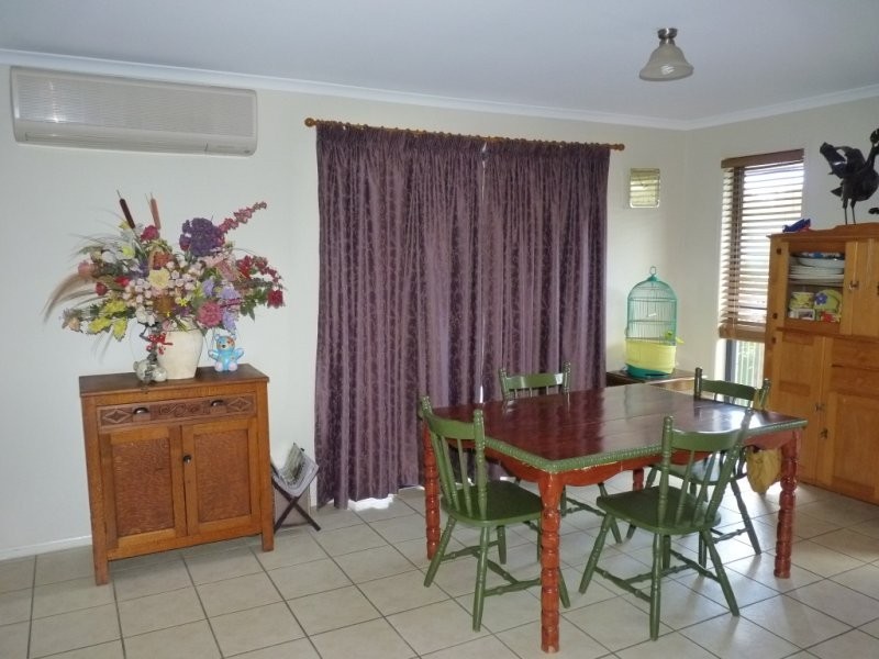 11 Langton Court, Oakey QLD 4401