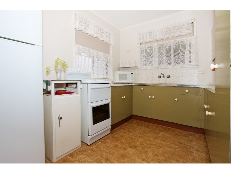 376 North Street, Wilsonton QLD 4350