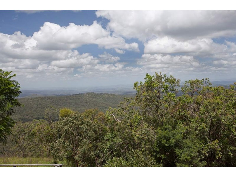 1 Keira Court, Blue Mountain Heights QLD 4350