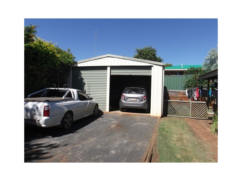 123 Glenvale Road, Glenvale QLD 4350