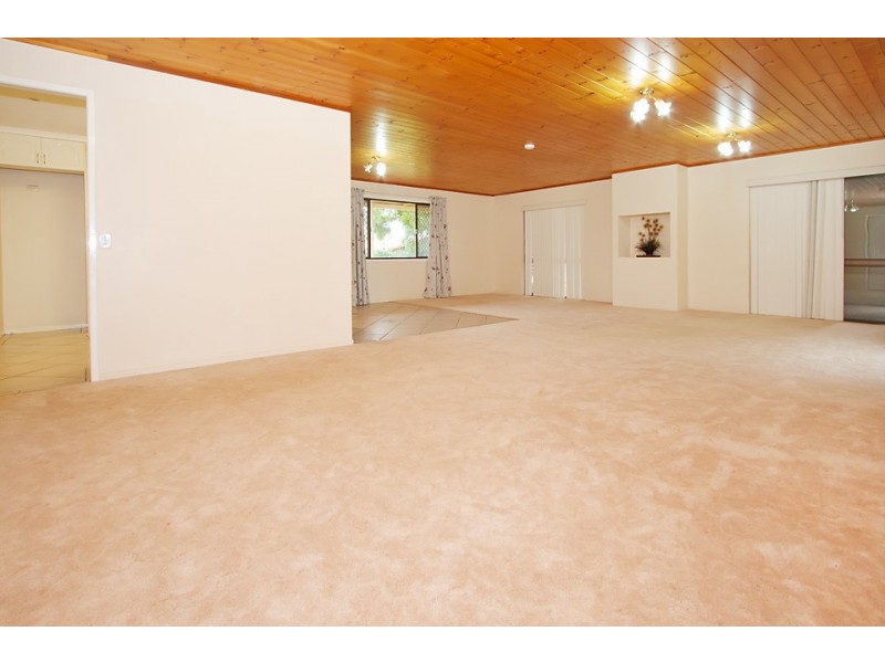 703 Boundary Street, Glenvale QLD 4350