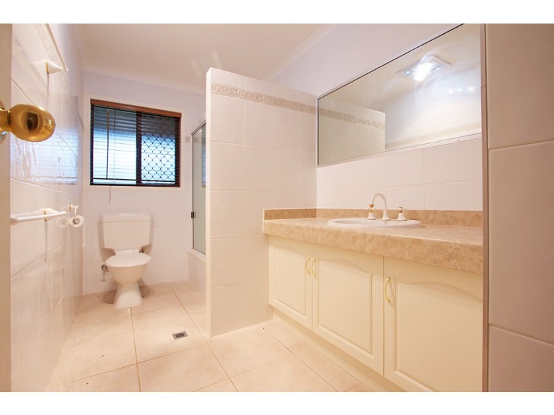 703 Boundary Street, Glenvale QLD 4350