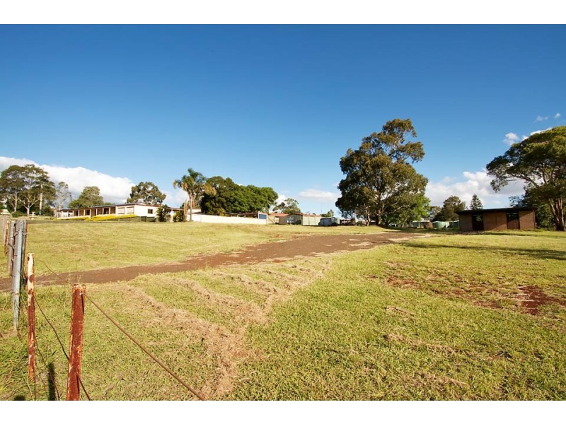 703 Boundary Street, Glenvale QLD 4350