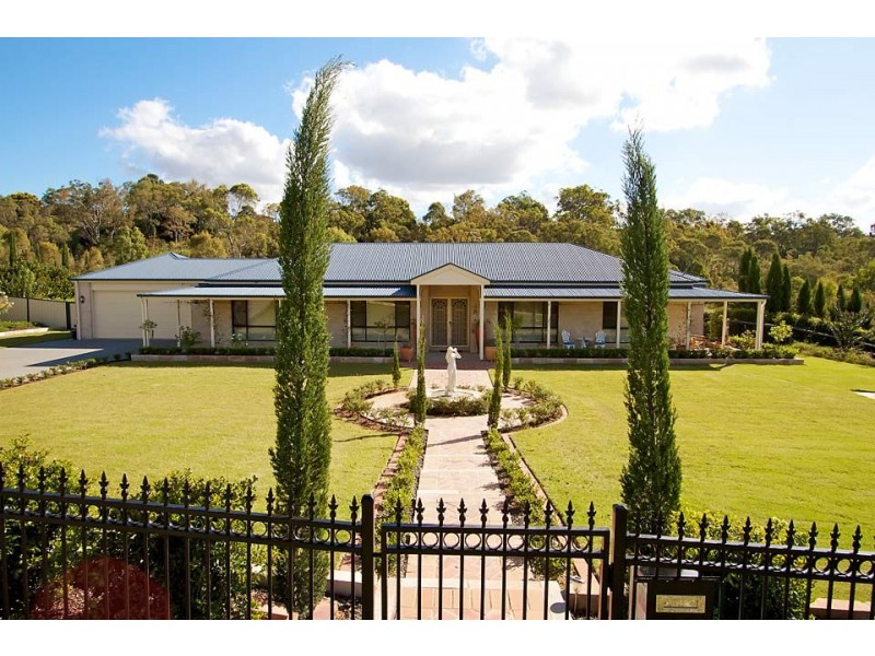 7  John Court, Cotswold Hills QLD 4350