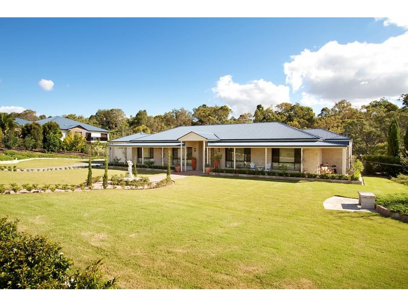 7  John Court, Cotswold Hills QLD 4350