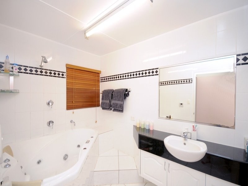 243 Gowrie Birnam Road, Gowrie Junction QLD 4352