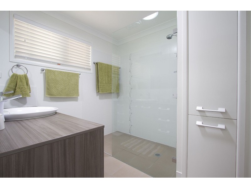 22 Cortess Street, Kearneys Spring QLD 4350