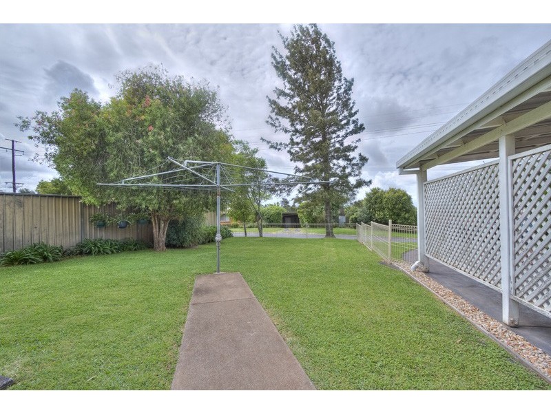 22 Cortess Street, Kearneys Spring QLD 4350