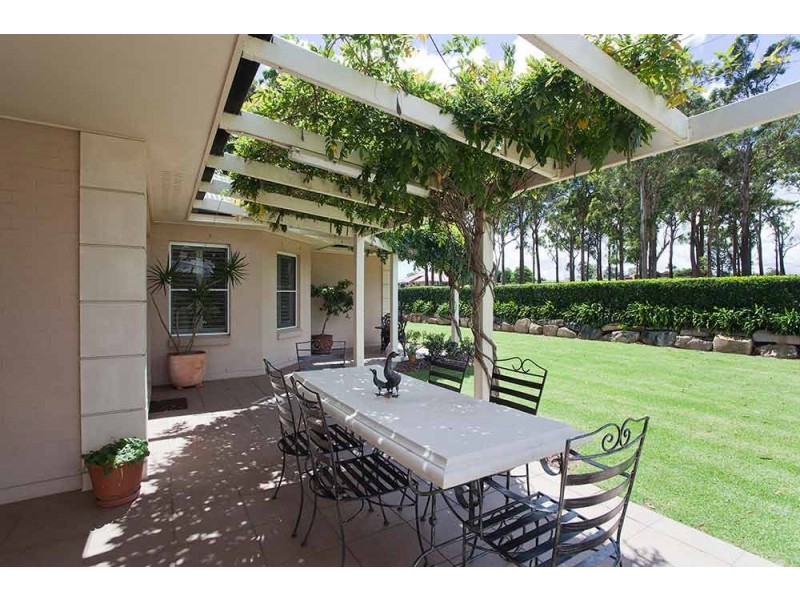 19 McLachlan Drive, Highfields QLD 4352