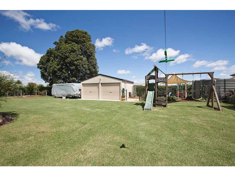 19 McLachlan Drive, Highfields QLD 4352