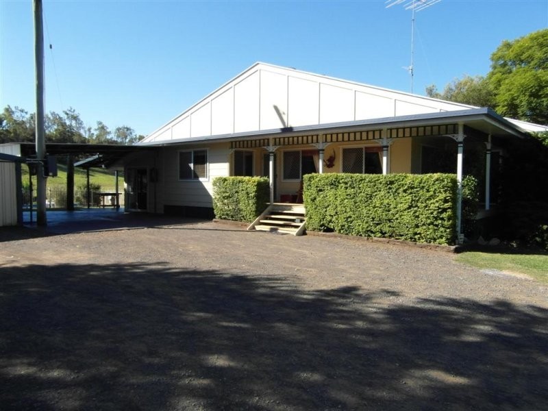 121 Murphys Creek Road, Withcott QLD 4352
