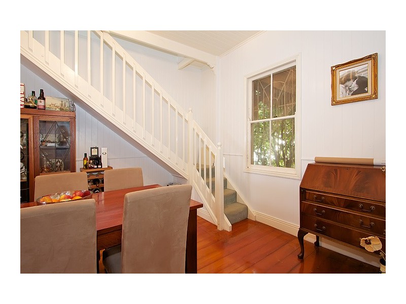 21 Wallace Street, Newtown QLD 4350