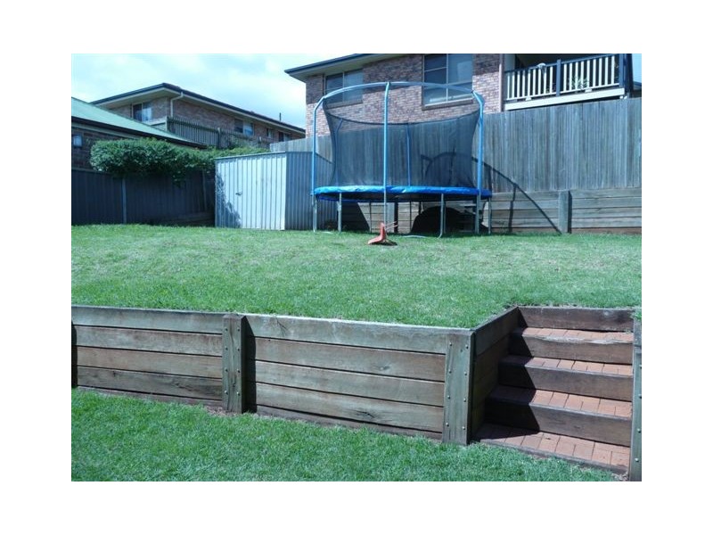 8 Weir Court, Harristown QLD 4350