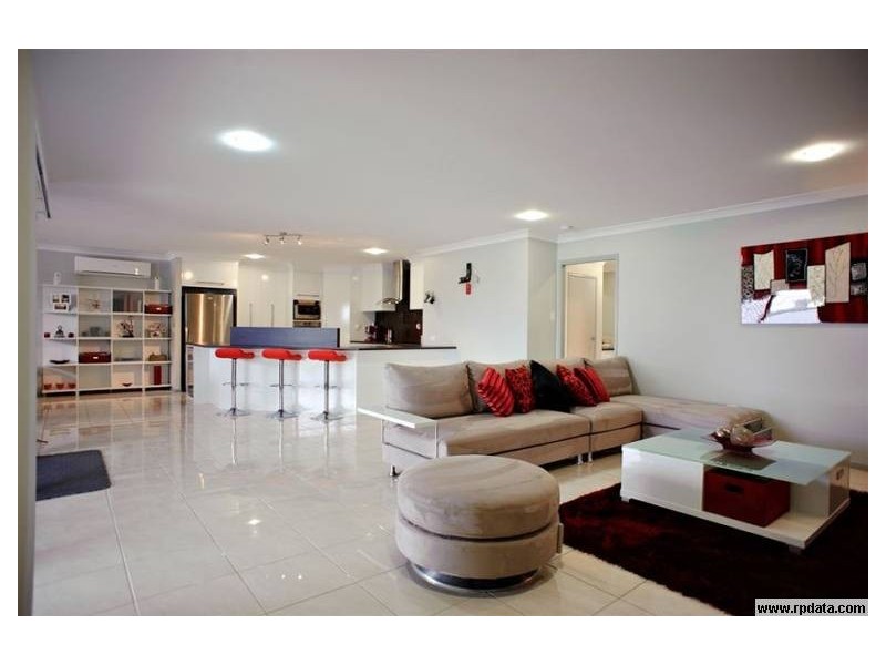 11 Alexander Avenue, Highfields QLD 4352