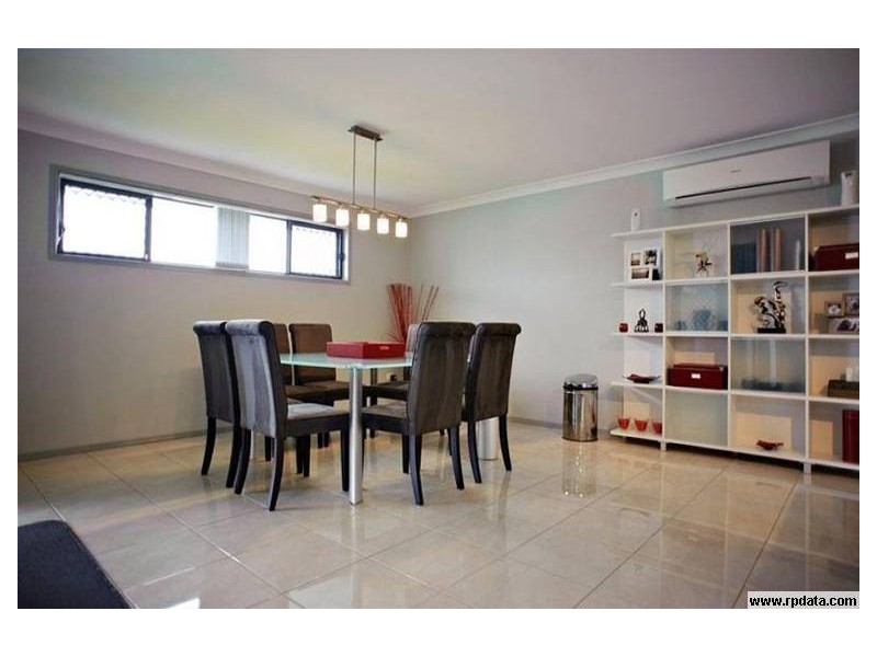 11 Alexander Avenue, Highfields QLD 4352