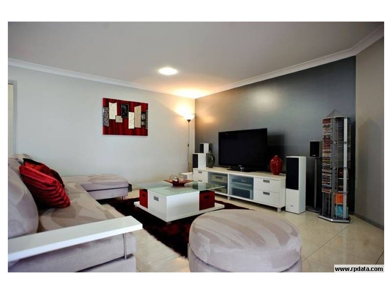 11 Alexander Avenue, Highfields QLD 4352