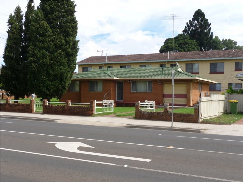 101 West Street, Newtown QLD 4350