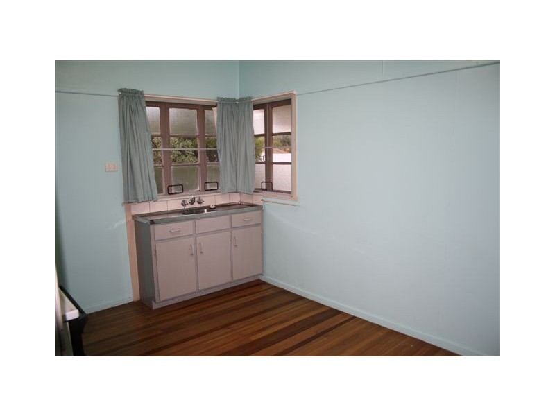 13 Catherine Crescent, Kingsthorpe QLD 4400