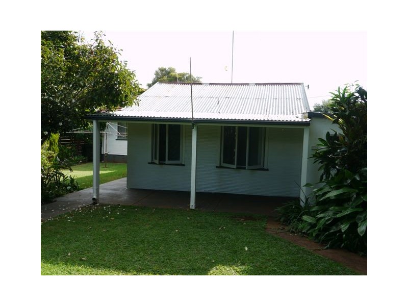 8 Ole Street, Rangeville QLD 4350