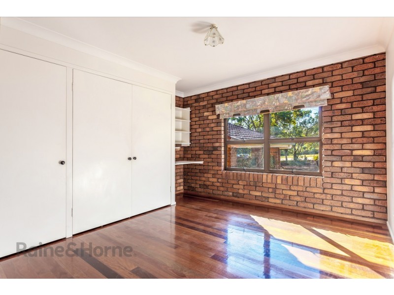 1 Golf Course Drive, Middle Ridge QLD 4350