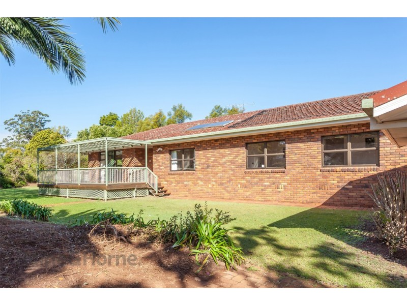 1 Golf Course Drive, Middle Ridge QLD 4350