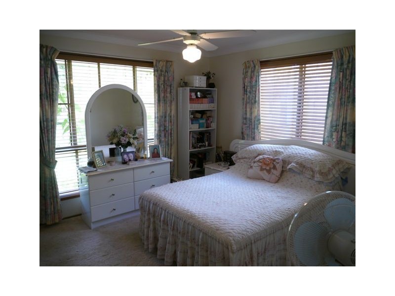 6 Diana Crescent, Withcott QLD 4352