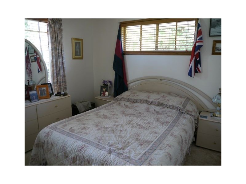 6 Diana Crescent, Withcott QLD 4352