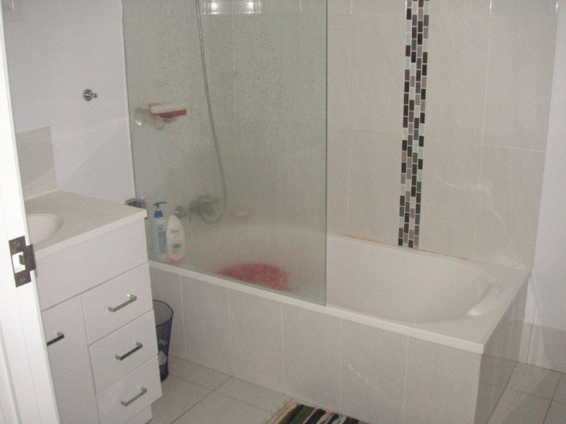 5/226 Herries Street, Newtown QLD 4350