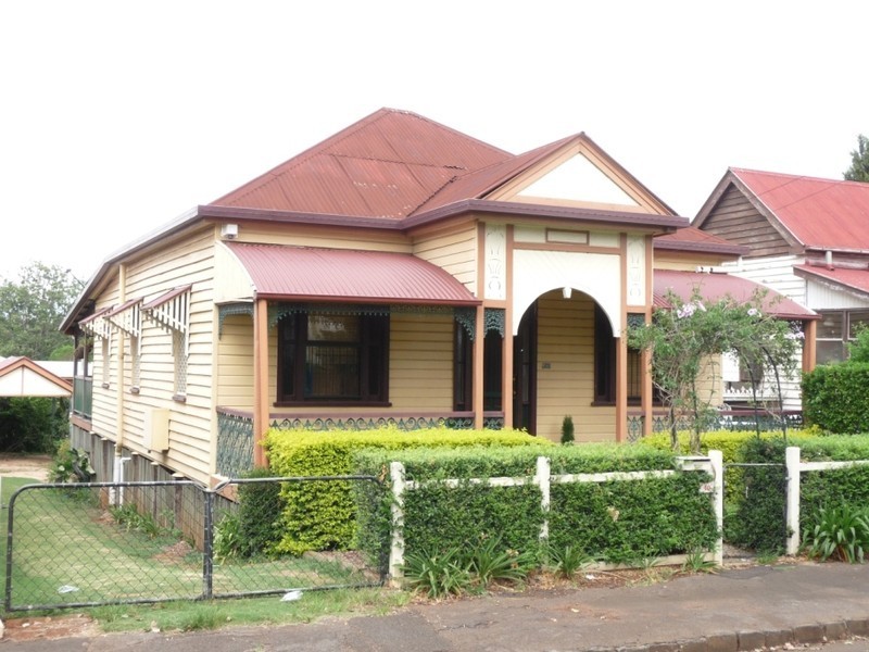 40 Gowrie Street, Toowoomba City QLD 4350