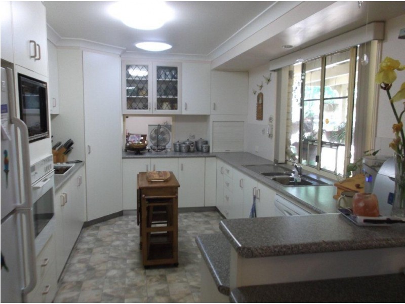 2 Meadow Court, Kingsthorpe QLD 4400