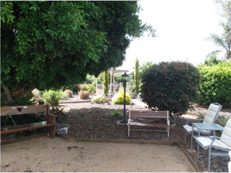 2 Meadow Court, Kingsthorpe QLD 4400