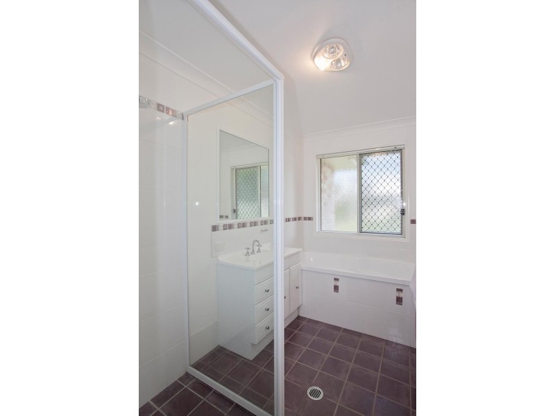 10 Cunningham Street, Oakey QLD 4401