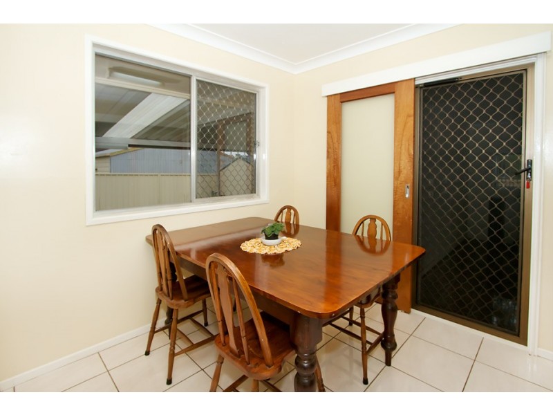 10 Sampson Street, Wilsonton QLD 4350