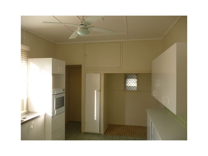 12 McWaters Street, North Toowoomba QLD 4350