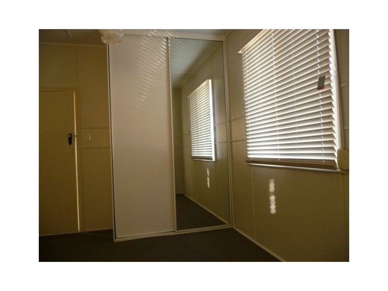 12 McWaters Street, North Toowoomba QLD 4350