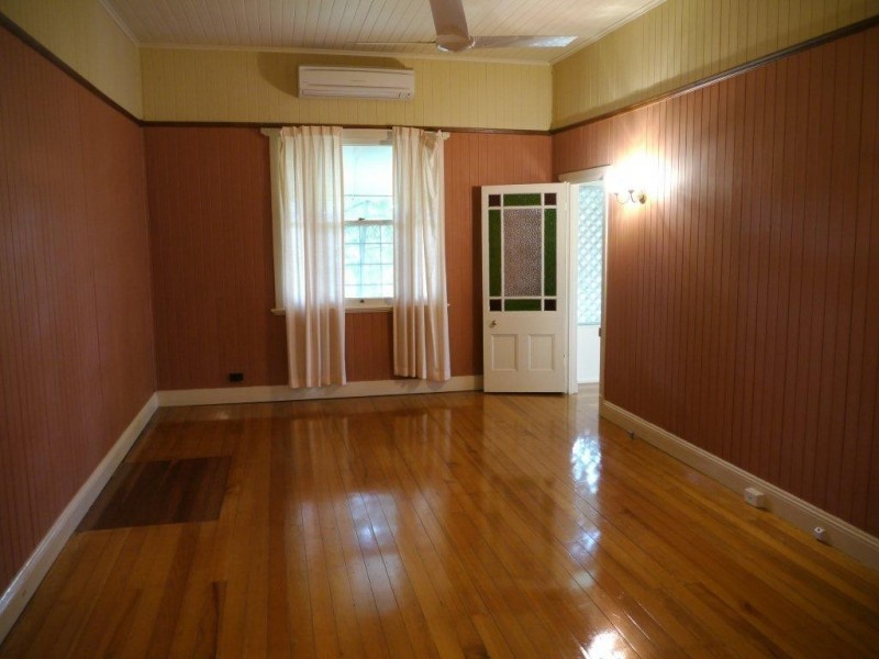 64 Ipswich Street, East Toowoomba QLD 4350