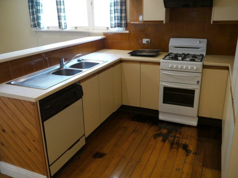 64 Ipswich Street, East Toowoomba QLD 4350