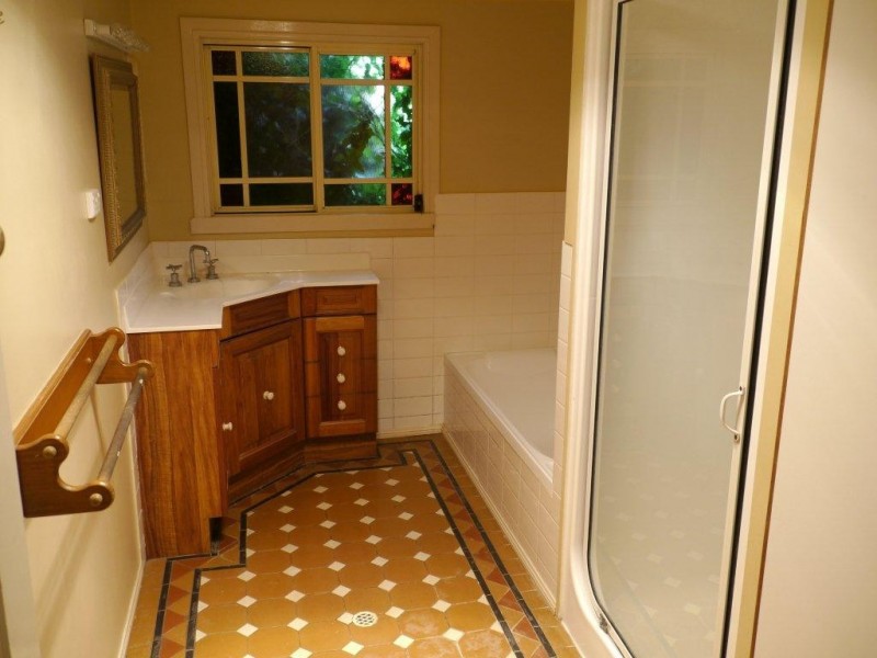 64 Ipswich Street, East Toowoomba QLD 4350