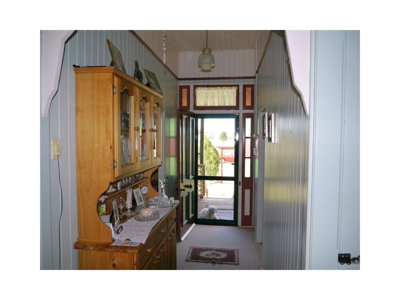 2 Station Street, Wyreema QLD 4352