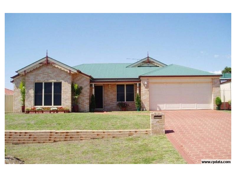 4 Samantha Close, Darling Heights QLD 4350