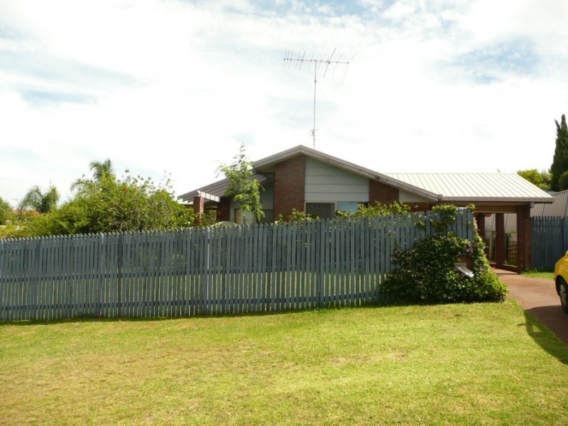 Kearneys Spring QLD 4350
