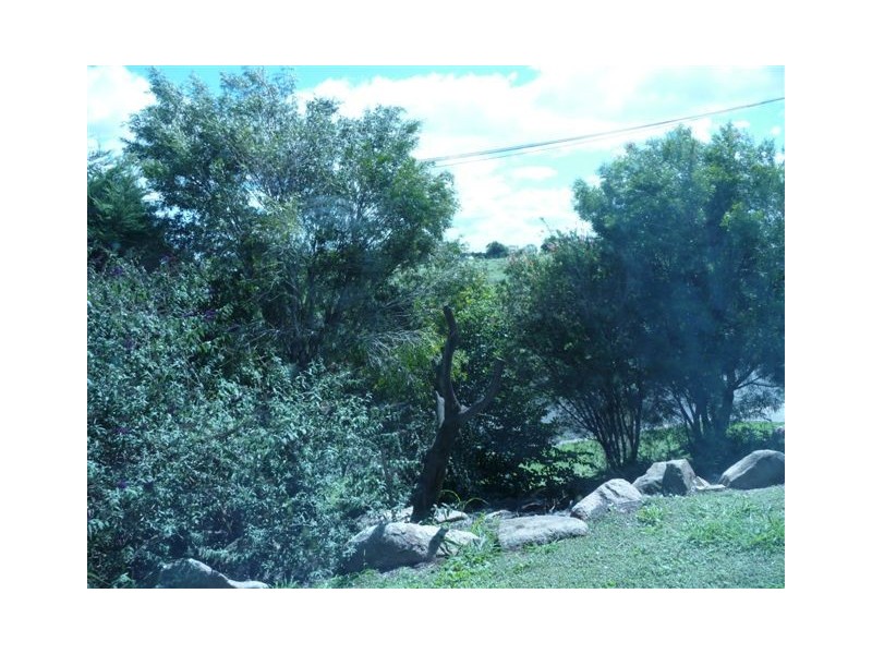 8 Weir Court, Harristown QLD 4350