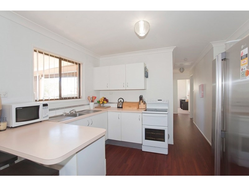 25 Kurrajong Street, Newtown QLD 4350