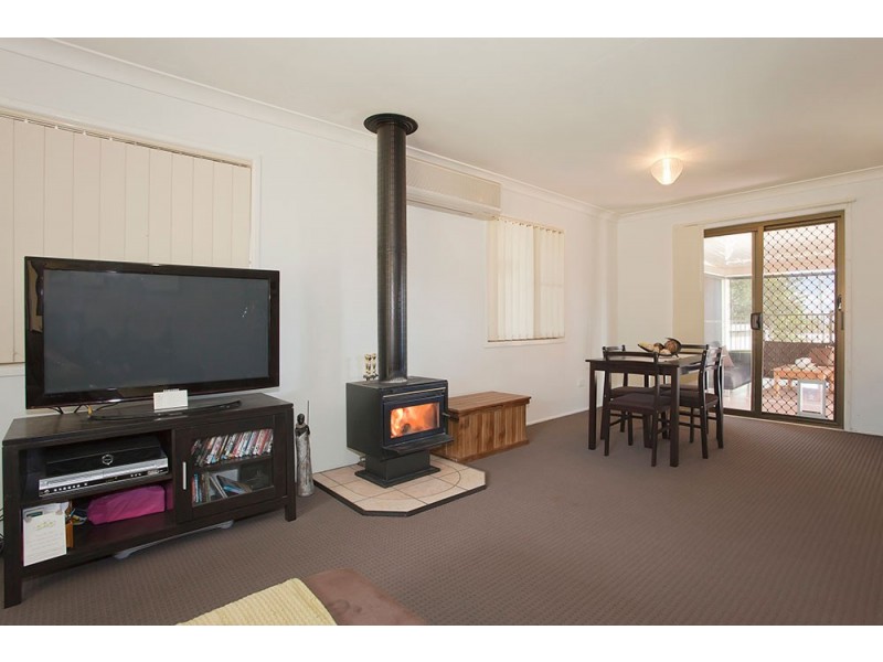 25 Kurrajong Street, Newtown QLD 4350